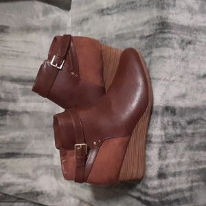 Ankle boots